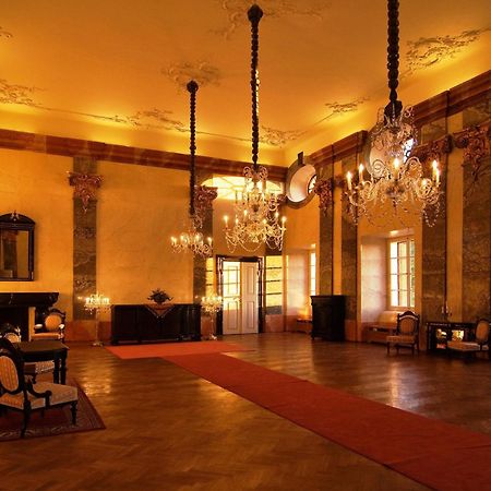 Zámek Potštejn Hotel Kültér fotó