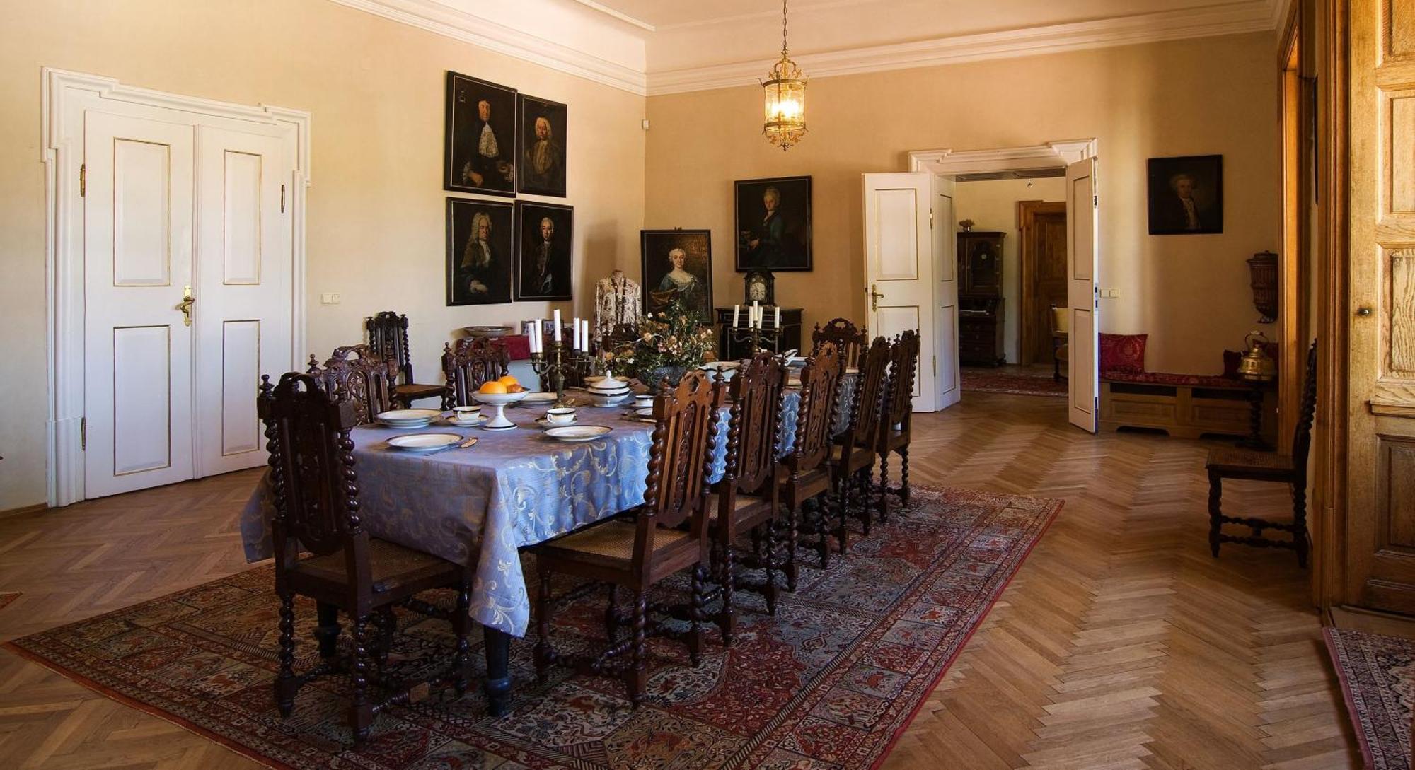Zámek Potštejn Hotel Kültér fotó