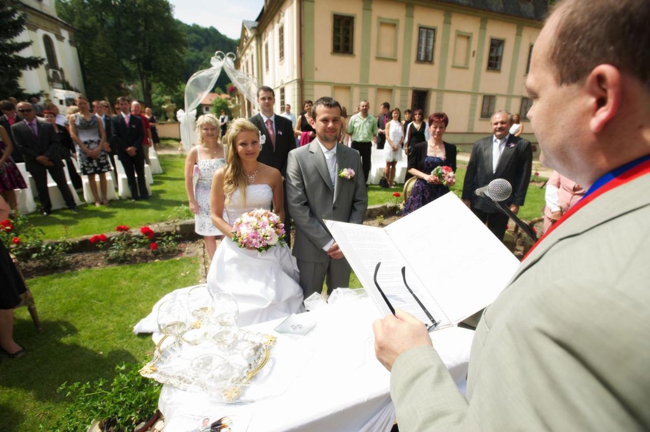 Zámek Potštejn Hotel Kültér fotó